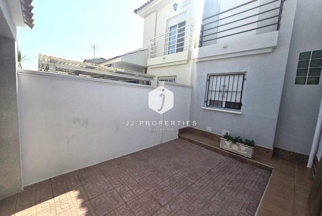 Tweedehands - Chalet -
Torrevieja - Los altos