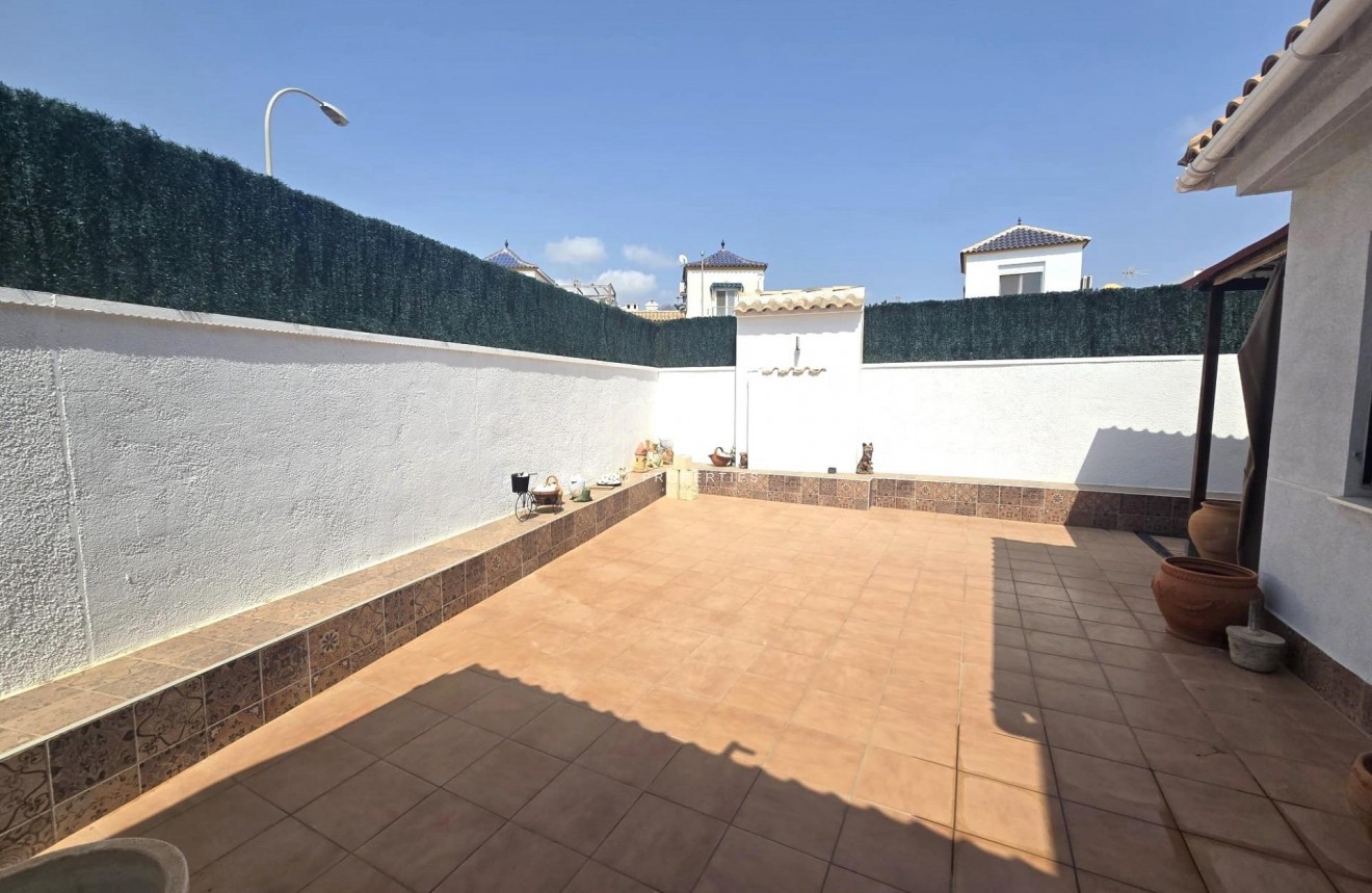 Tweedehands - Chalet -
Torrevieja - Los altos