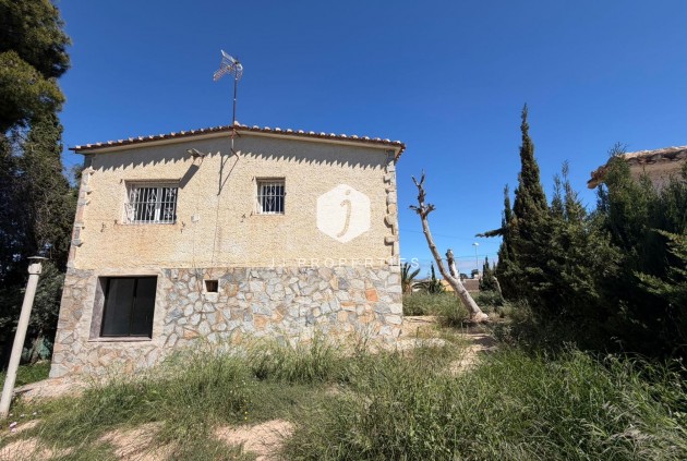 Resale - Villa -
Torrevieja - Los Balcones - Los Altos del Edén