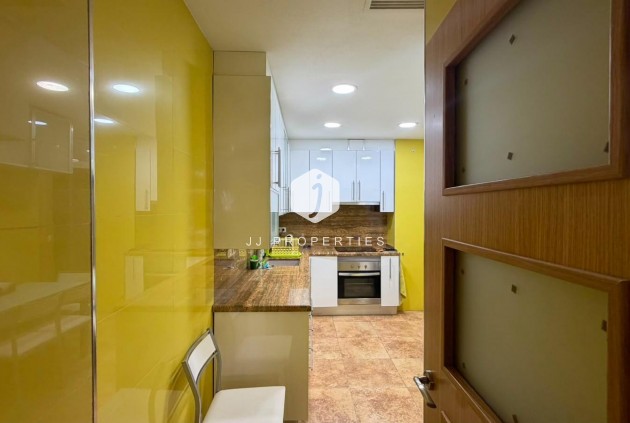Tweedehands - Appartement / flat -
Torrevieja - Acequion