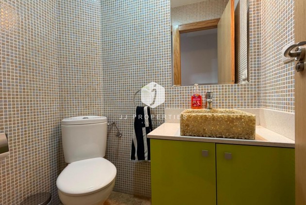 Tweedehands - Appartement / flat -
Torrevieja - Acequion