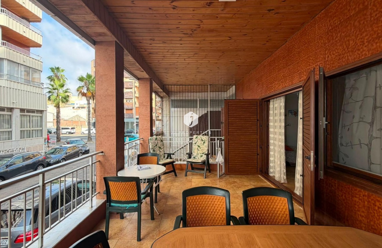Tweedehands - Appartement / flat -
Torrevieja - Acequion