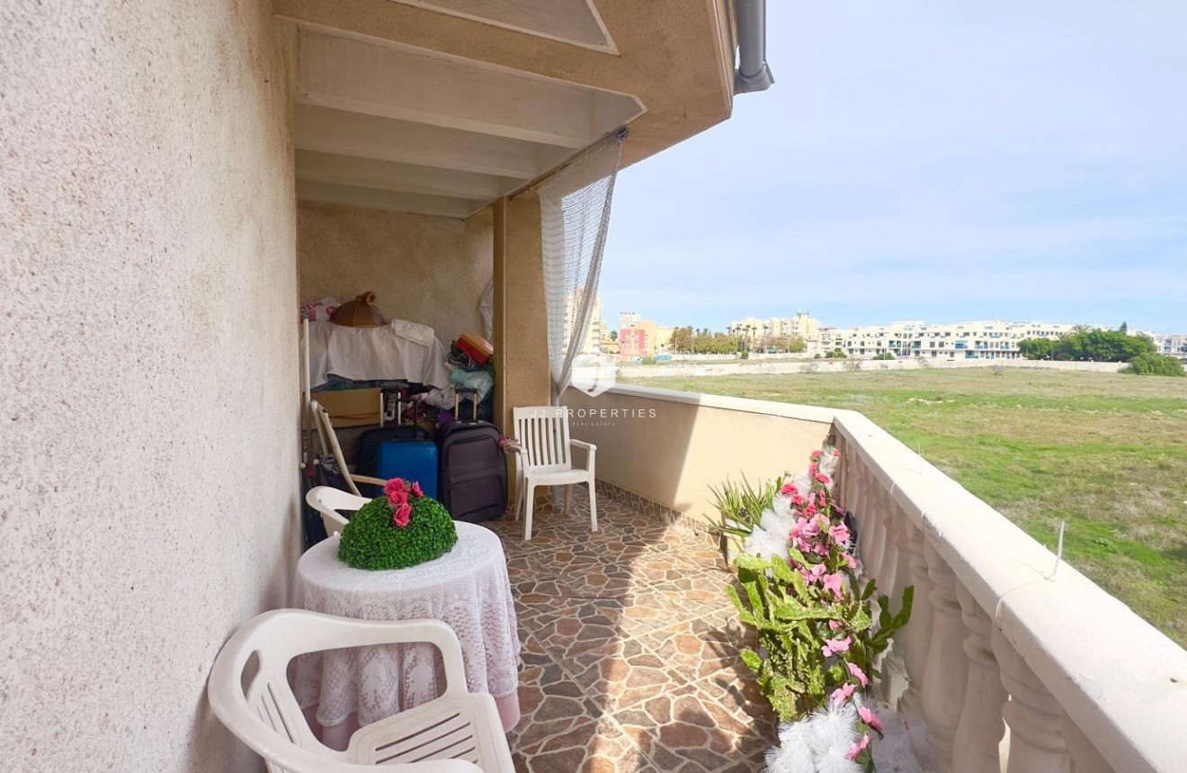 Resale - Penthouse -
Torrevieja - Estacion de autobuses