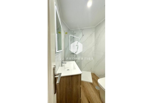 Aus zweiter Hand - Wohnung -
Torrevieja - La Mata Pueblo