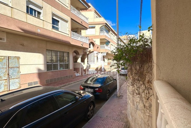 Aus zweiter Hand - Wohnung -
Torrevieja - La Mata Pueblo
