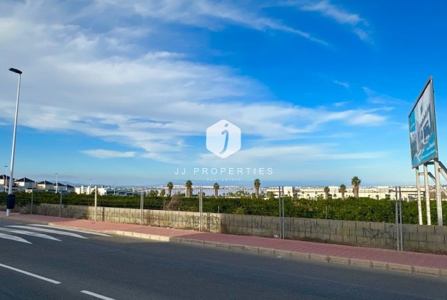Segunda mano - Chalet -
Torrevieja - La siesta