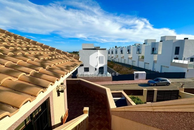 Segunda mano - Chalet -
Torrevieja - La siesta