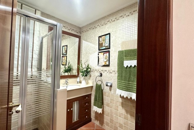 Segunda mano - Chalet -
Torrevieja - La siesta