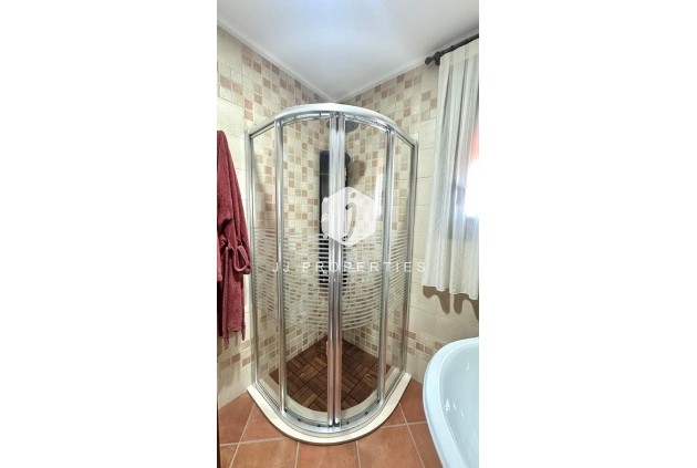 Segunda mano - Chalet -
Torrevieja - La siesta