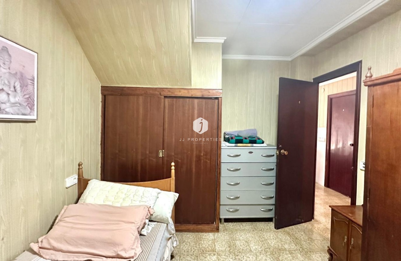 Resale - Chalet -
Torrevieja - Playa del Cura