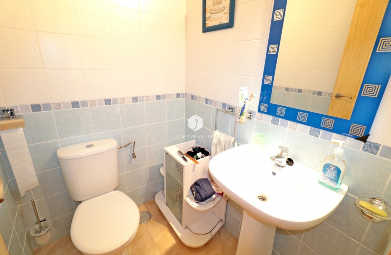 Segunda mano - Apartamento / piso -
Torrevieja - Acequion