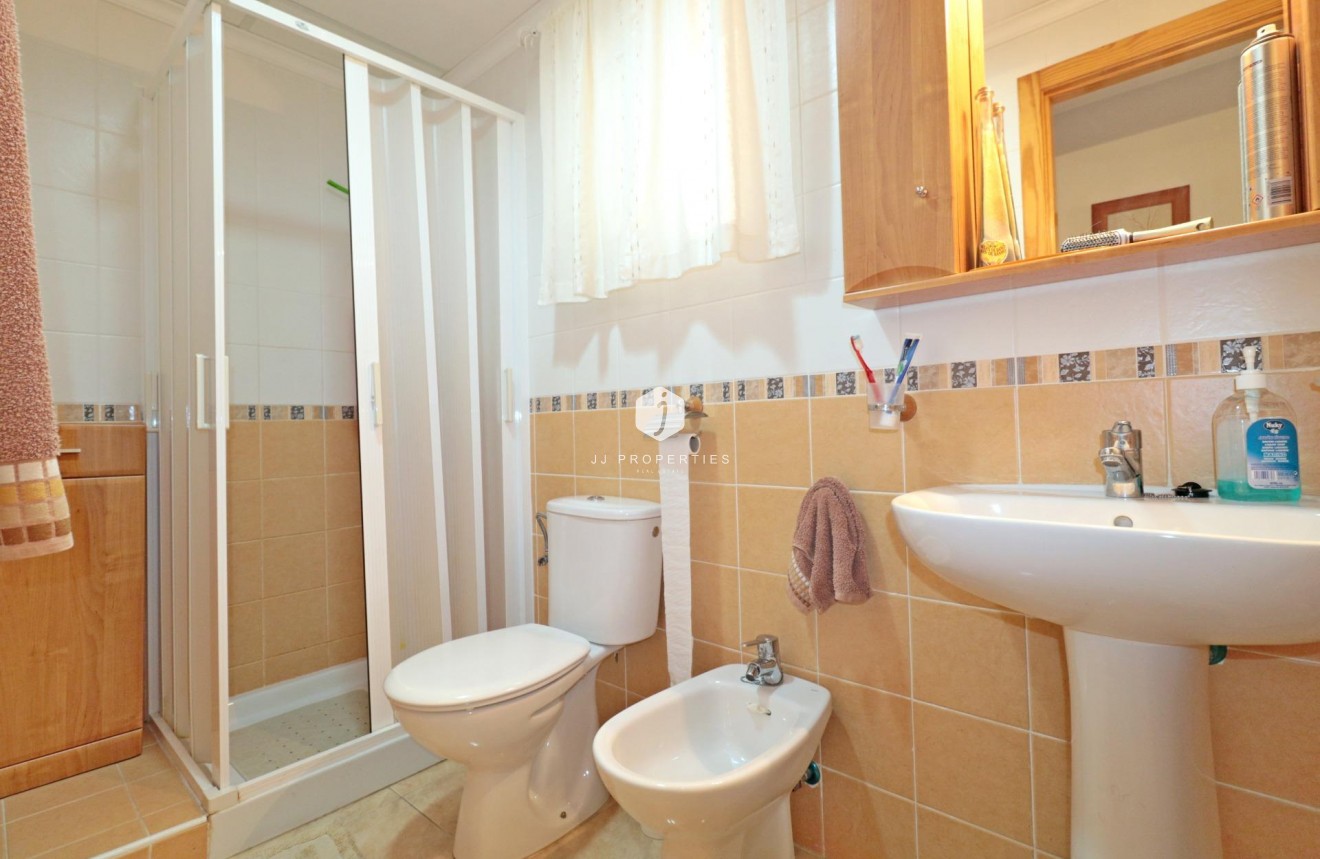 Segunda mano - Apartamento / piso -
Torrevieja - Acequion