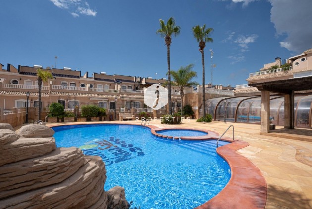 Aus zweiter Hand - Chalet -
Orihuela Costa - Los Dolses