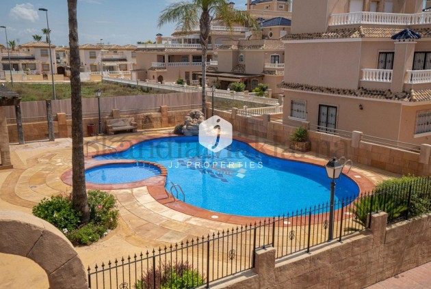 Aus zweiter Hand - Chalet -
Orihuela Costa - Los Dolses