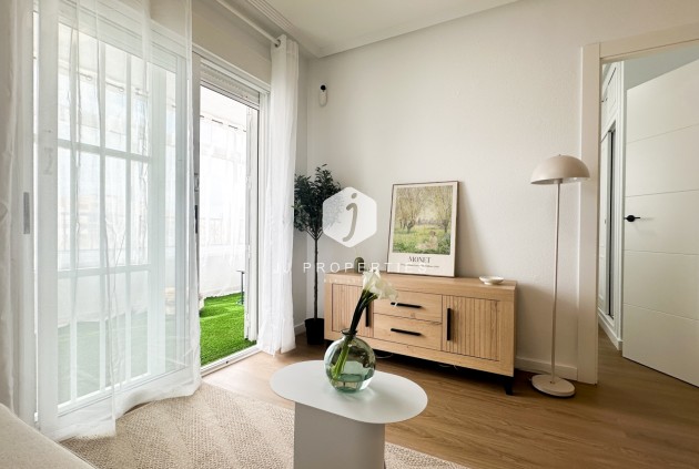 Aus zweiter Hand - Wohnung -
Orihuela Costa - Costa Blanca