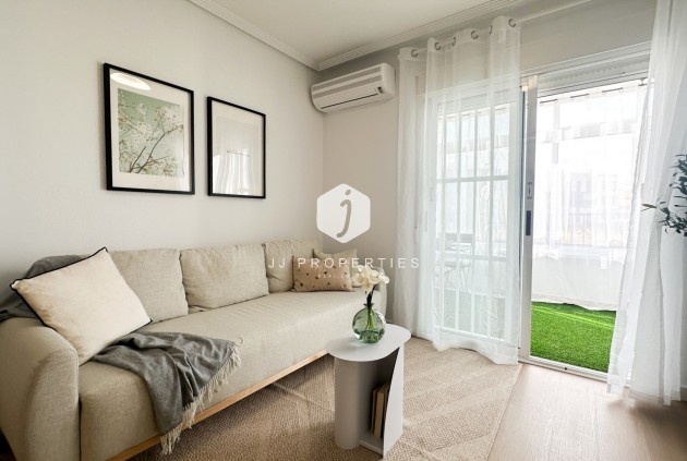 Aus zweiter Hand - Wohnung -
Orihuela Costa - Costa Blanca