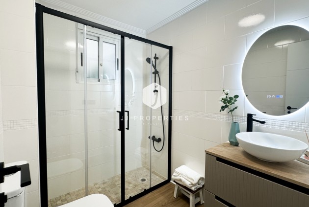 Aus zweiter Hand - Wohnung -
Orihuela Costa - Costa Blanca