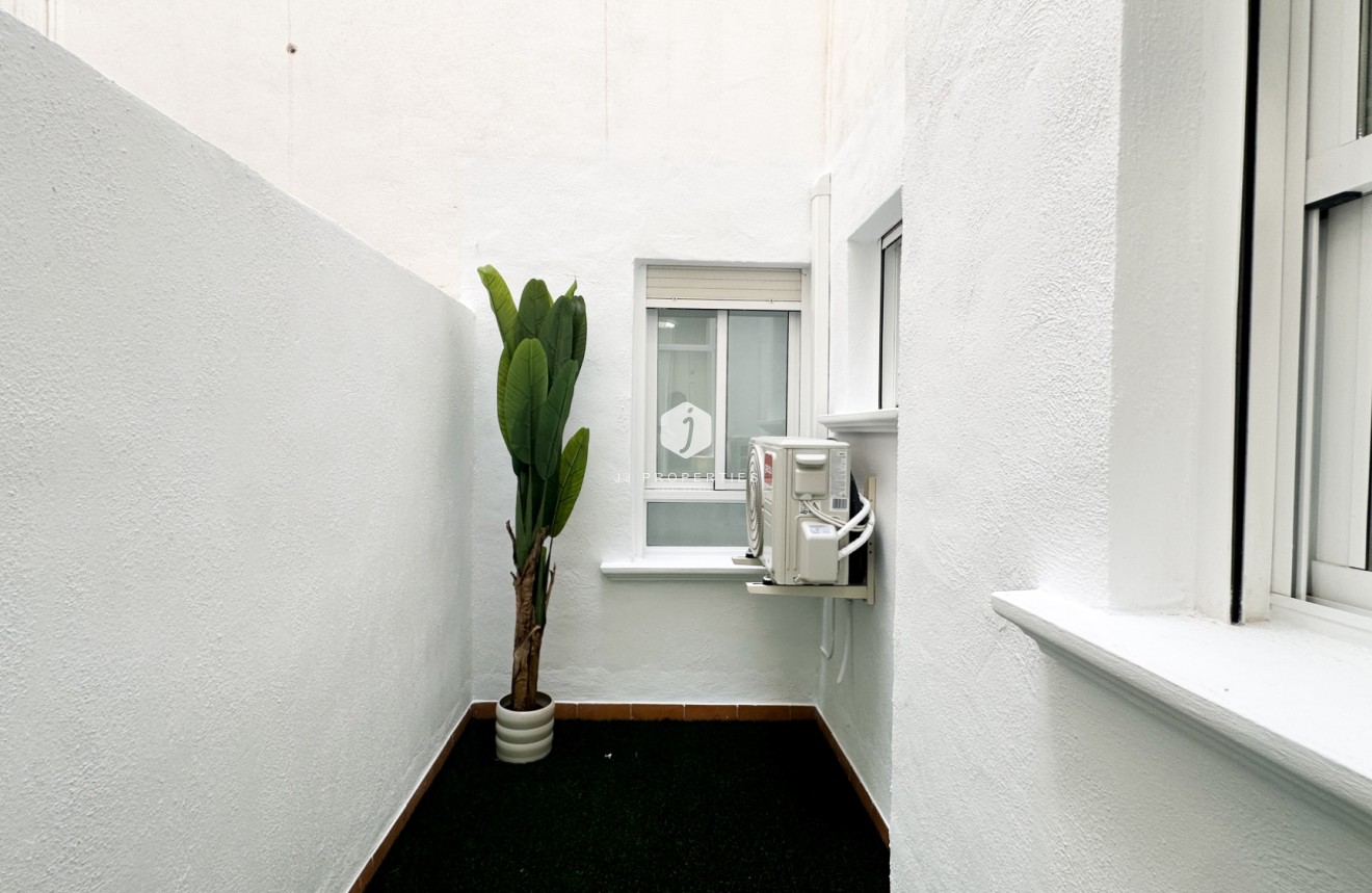 Aus zweiter Hand - Wohnung -
Orihuela Costa - Costa Blanca