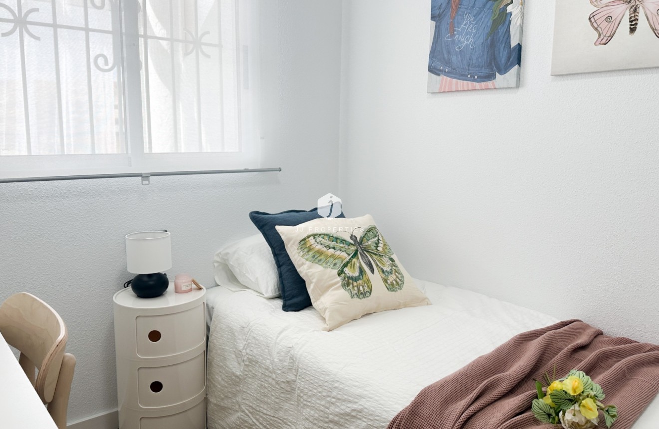 Aus zweiter Hand - Wohnung -
Orihuela Costa - Costa Blanca