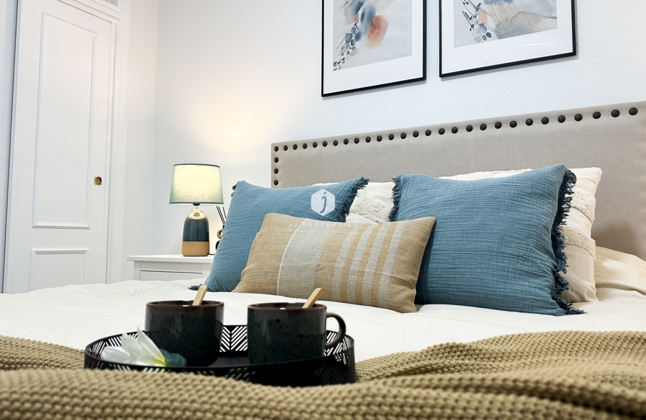 Aus zweiter Hand - Wohnung -
Orihuela Costa - Costa Blanca