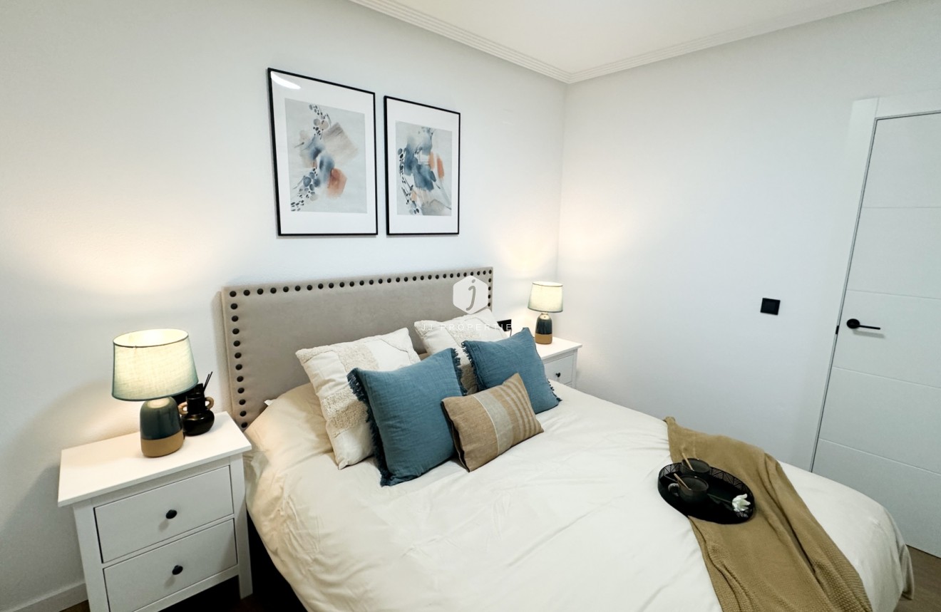 Aus zweiter Hand - Wohnung -
Orihuela Costa - Costa Blanca