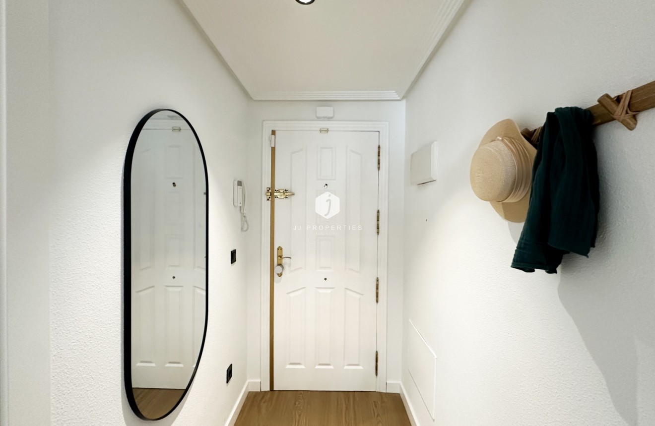 Aus zweiter Hand - Wohnung -
Orihuela Costa - Costa Blanca