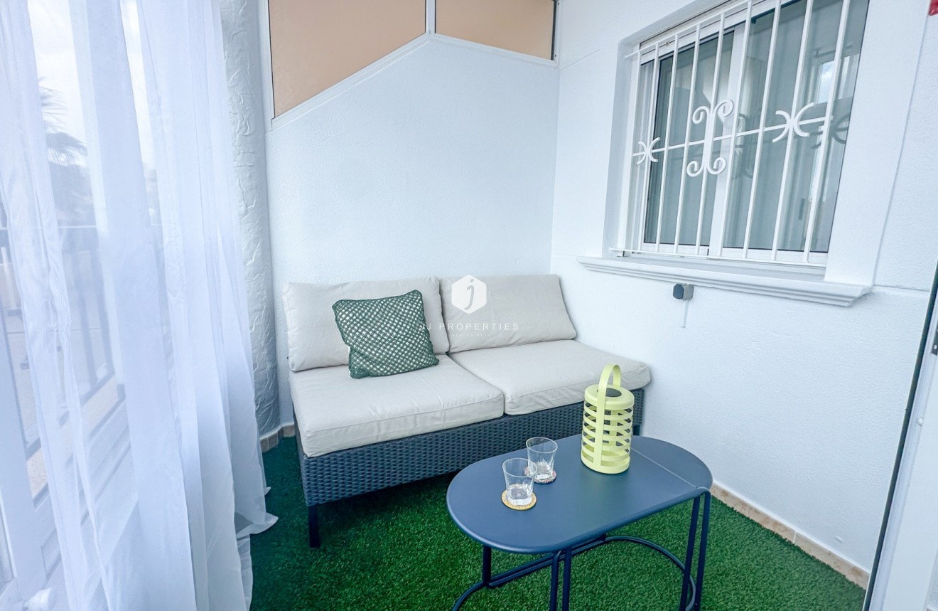 Aus zweiter Hand - Wohnung -
Orihuela Costa - Costa Blanca