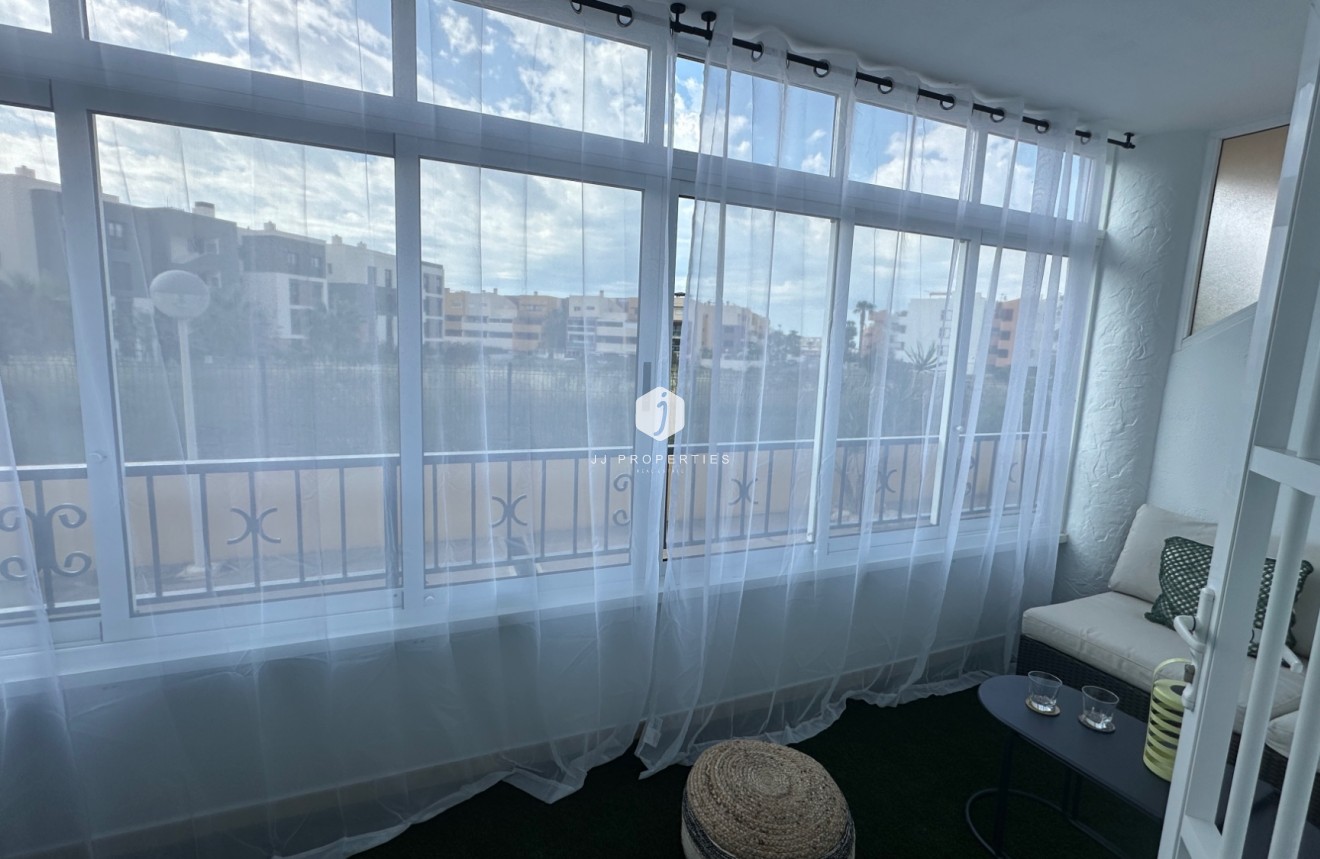 Aus zweiter Hand - Wohnung -
Orihuela Costa - Costa Blanca