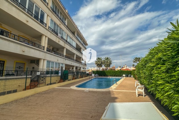 Aus zweiter Hand - Wohnung -
Orihuela Costa - Costa Blanca
