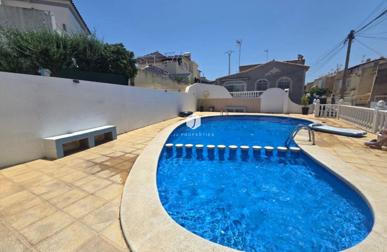 Tweedehands - Chalet -
Torrevieja - Los Balcones