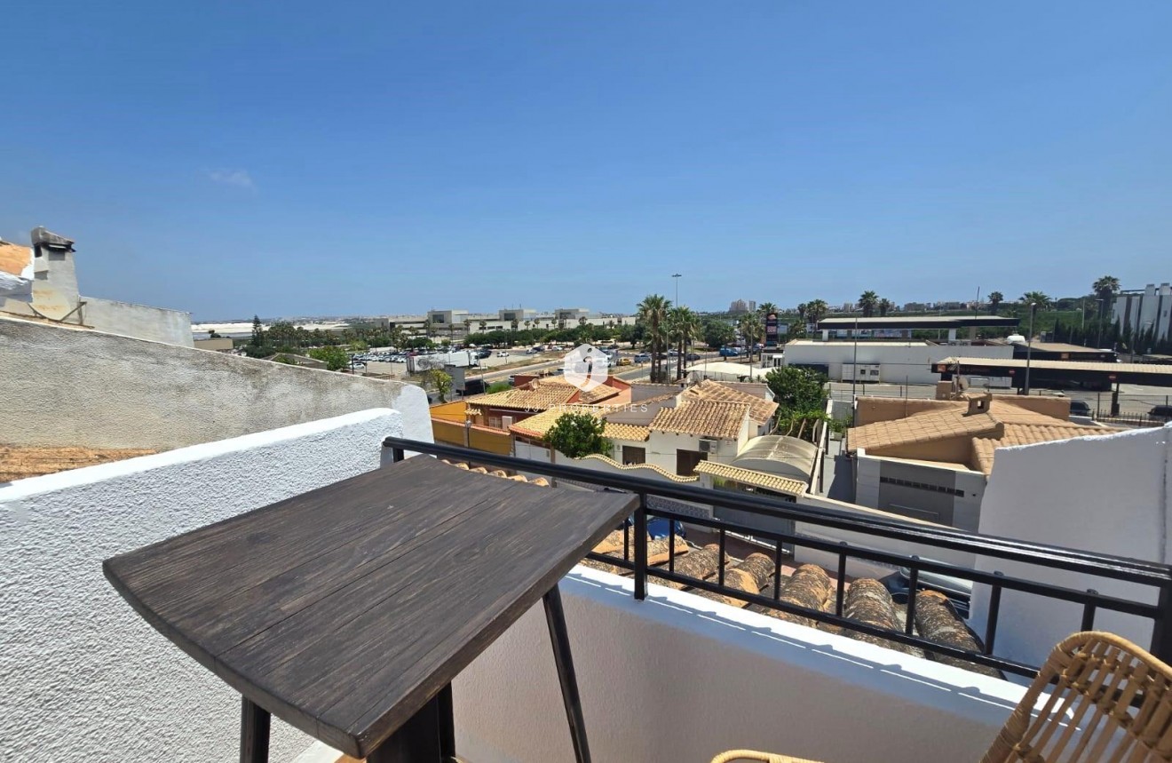 Tweedehands - Chalet -
Torrevieja - Los Balcones