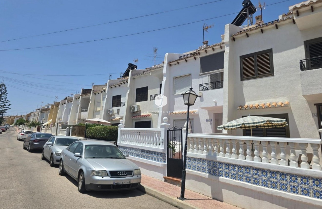 Tweedehands - Chalet -
Torrevieja - Los Balcones