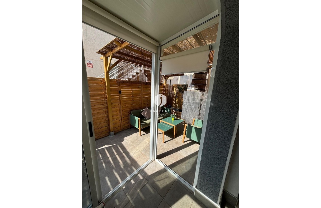 D'occasion - Bungalow -
Torrevieja - Los Balcones