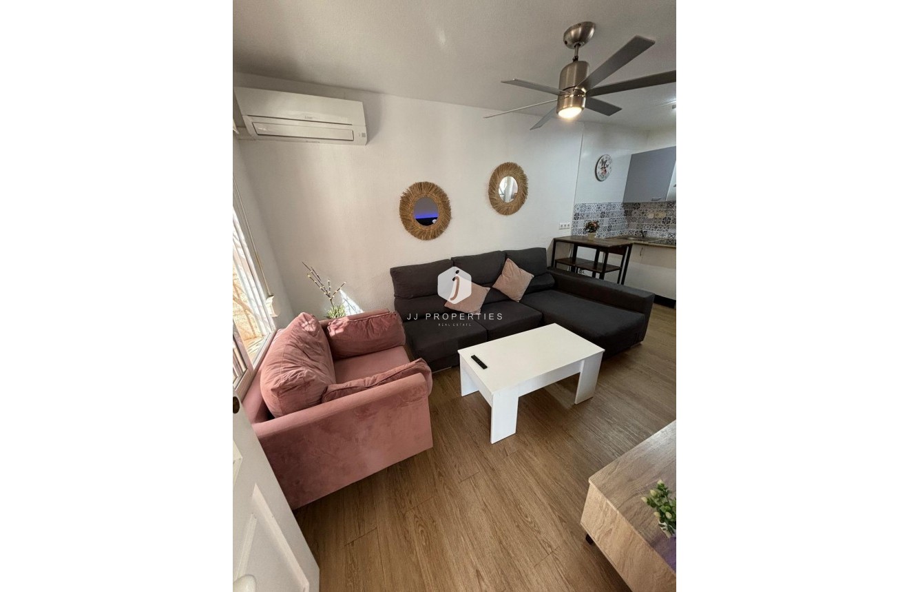 D'occasion - Bungalow -
Torrevieja - Los Balcones