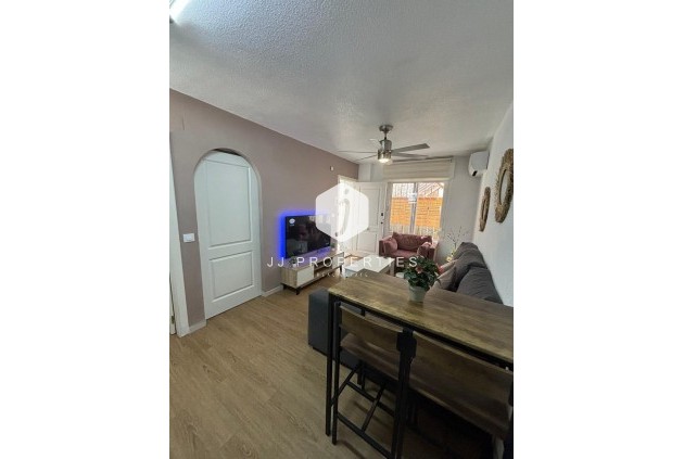 D'occasion - Bungalow -
Torrevieja - Los Balcones