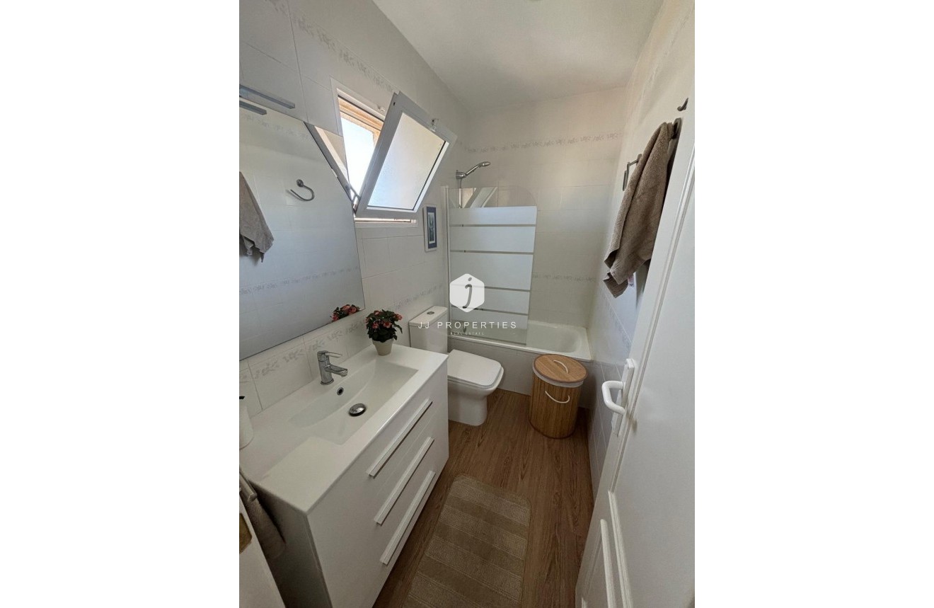 D'occasion - Bungalow -
Torrevieja - Los Balcones