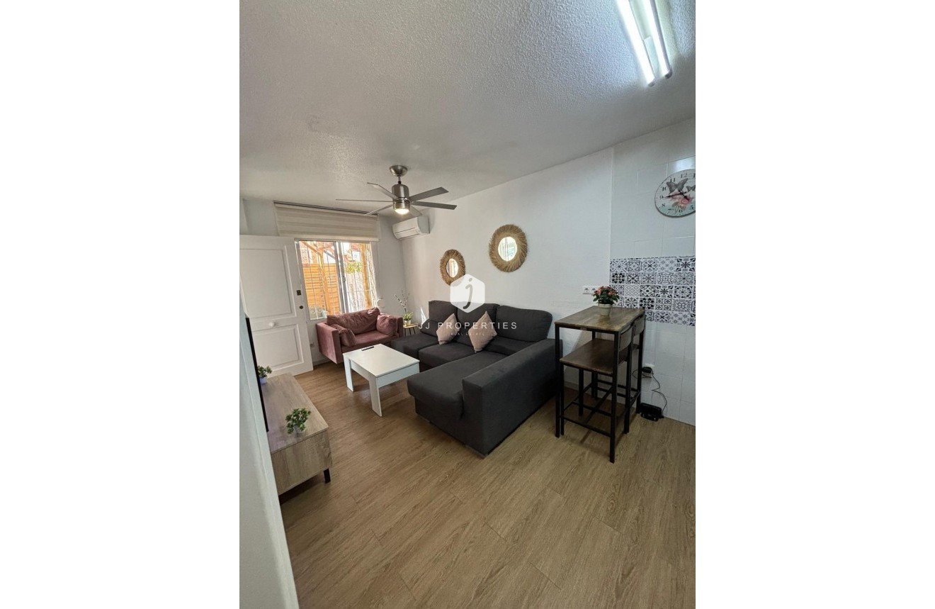 D'occasion - Bungalow -
Torrevieja - Los Balcones