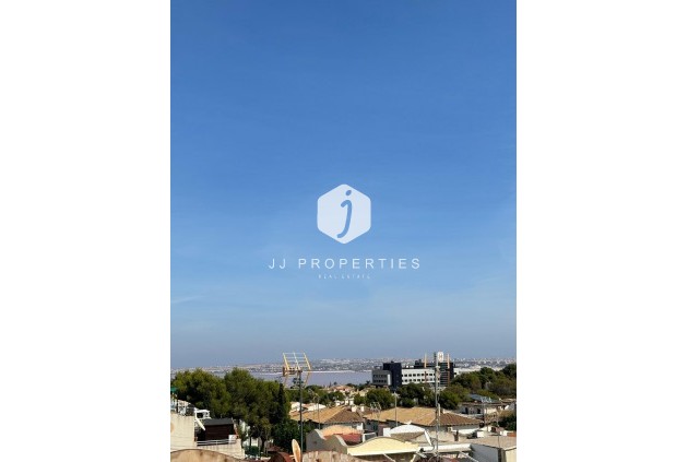 D'occasion - Bungalow -
Torrevieja - Los Balcones