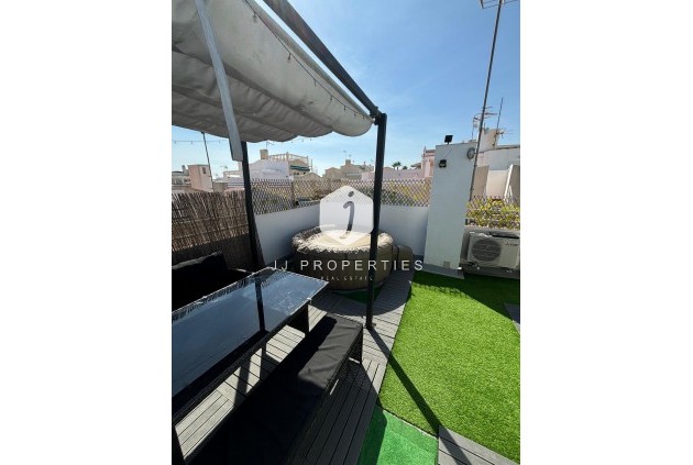 D'occasion - Bungalow -
Torrevieja - Los Balcones