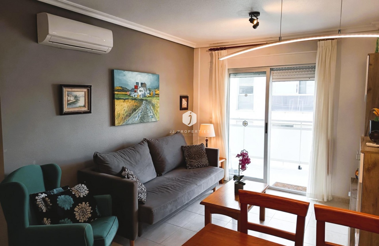 Aus zweiter Hand - Penthouse -
Orihuela Costa - Costa Blanca
