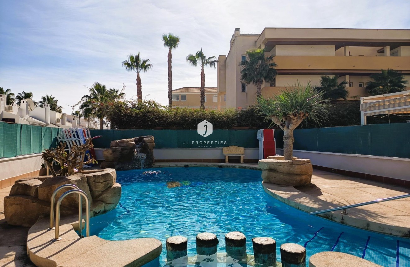 Aus zweiter Hand - Penthouse -
Orihuela Costa - Costa Blanca