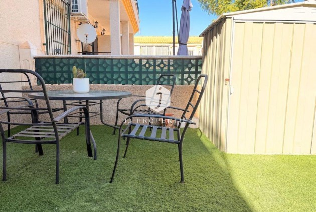 Aus zweiter Hand - Bungalow -
Orihuela Costa - Costa Blanca