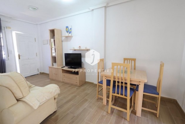 Aus zweiter Hand - Bungalow -
Orihuela Costa - Costa Blanca