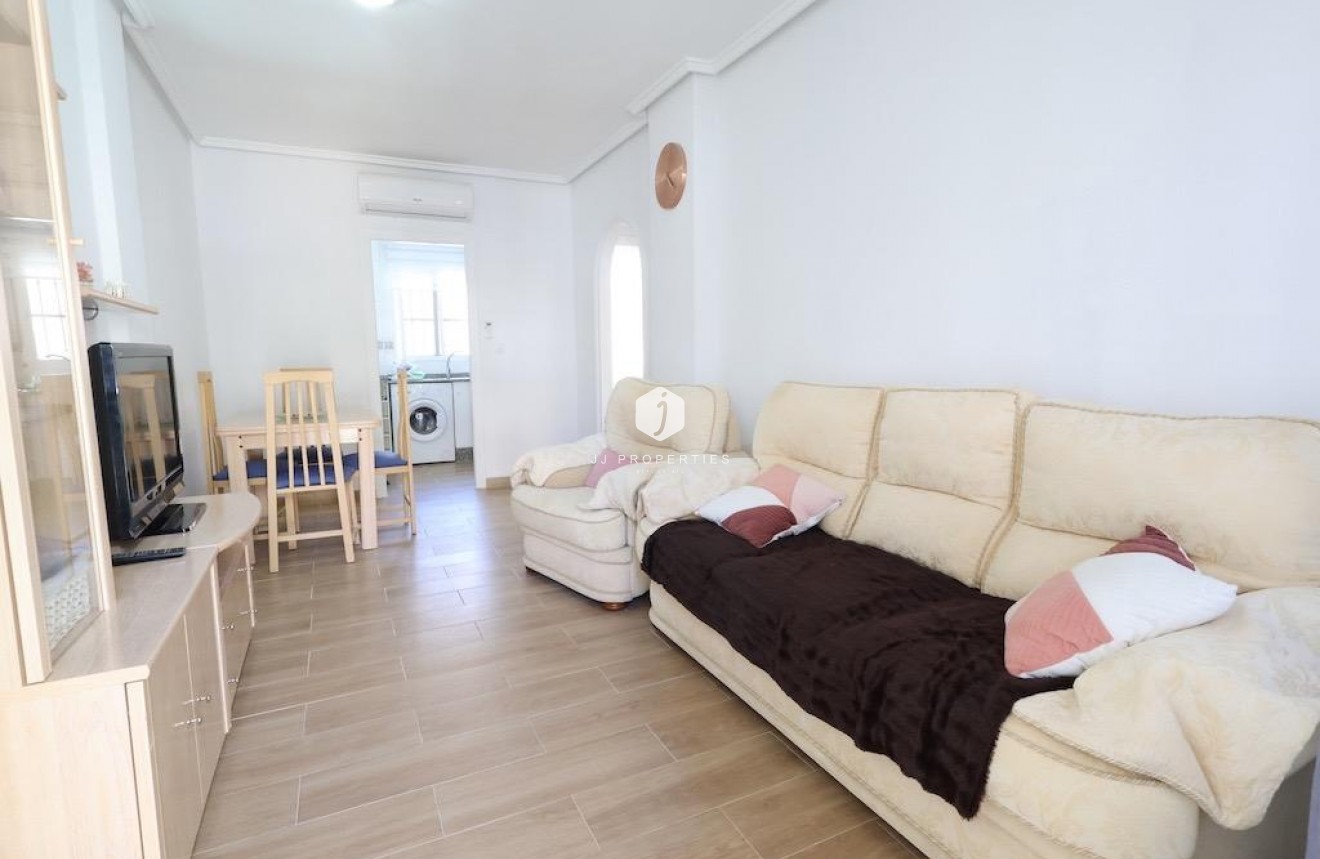 Aus zweiter Hand - Bungalow -
Orihuela Costa - Costa Blanca