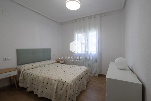 Aus zweiter Hand - Bungalow -
Orihuela Costa - Costa Blanca