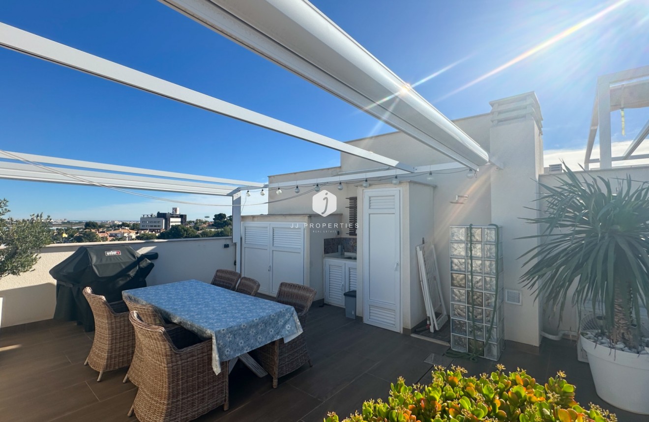 Segunda mano - Bungalow -
Torrevieja - Costa Blanca