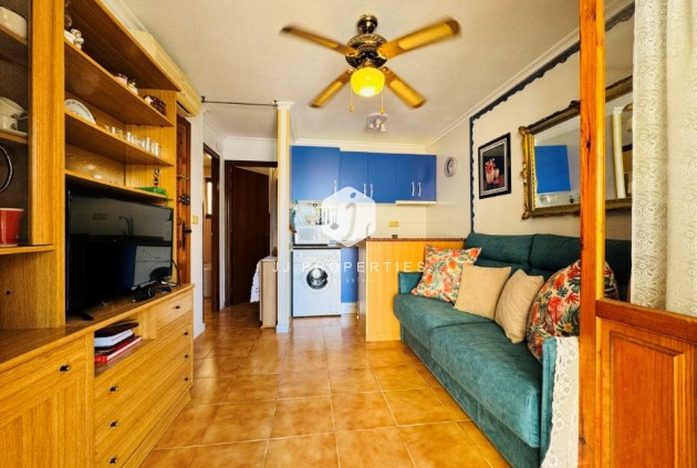 Resale - Apartment / flat -
La Mata - Costa Blanca