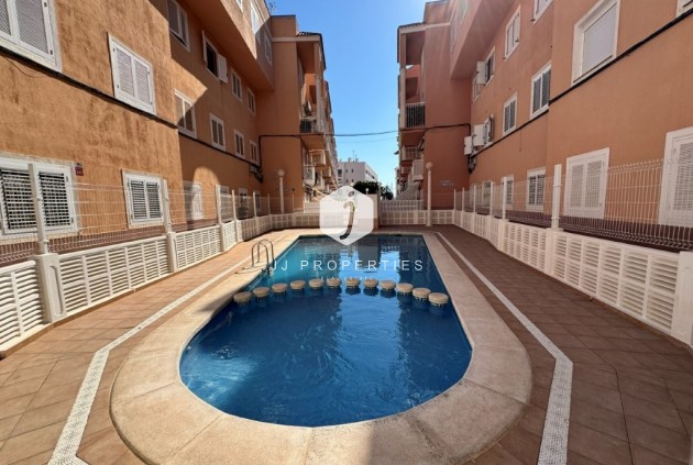 Resale - Apartment / flat -
La Mata - Costa Blanca