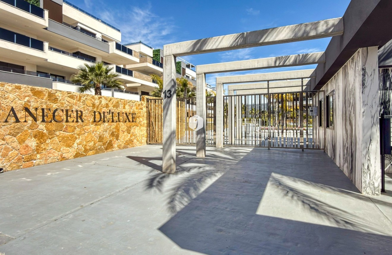Z drugiej ręki - Mieszkanie w bloku -
Orihuela Costa - Costa Blanca