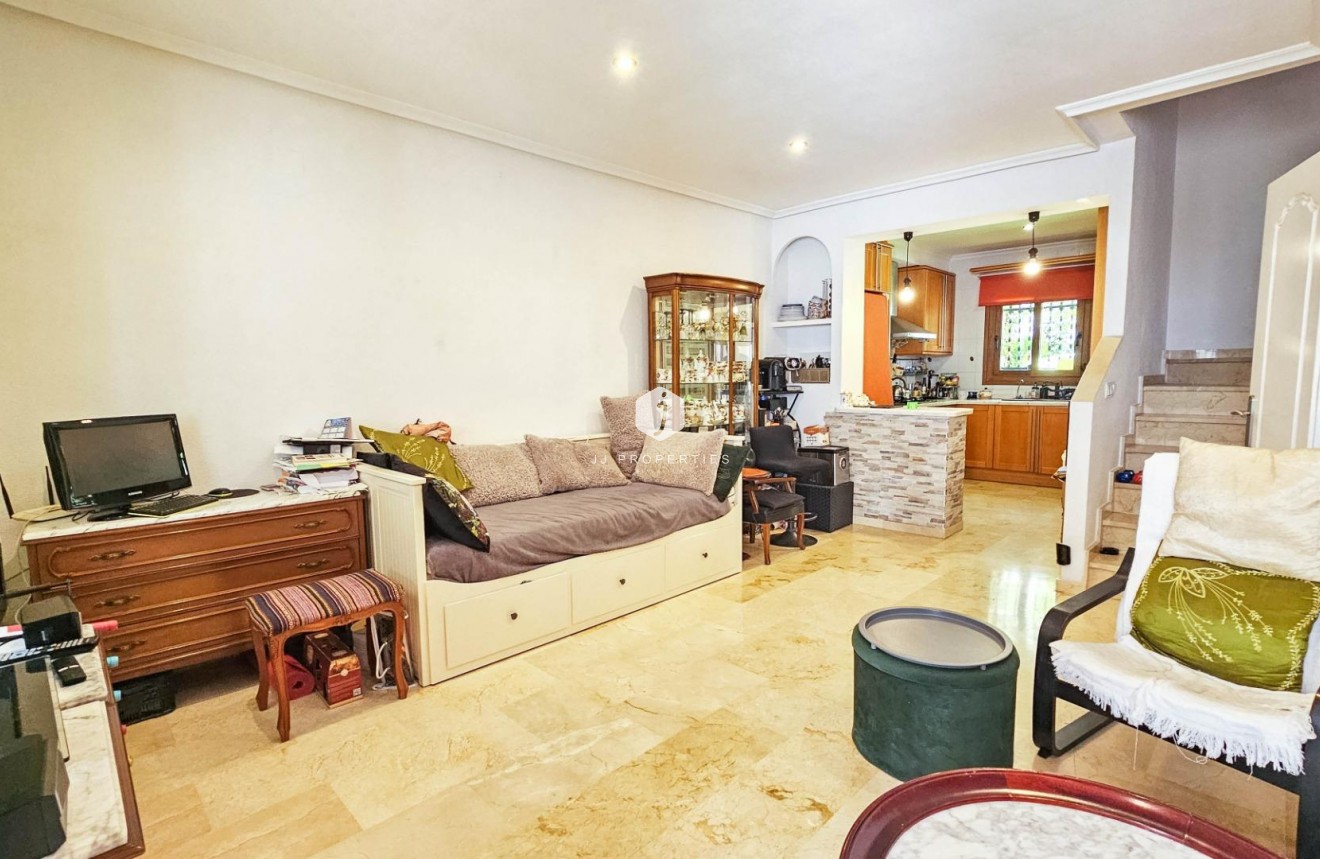 Aus zweiter Hand - Chalet -
Orihuela Costa - PAU 8